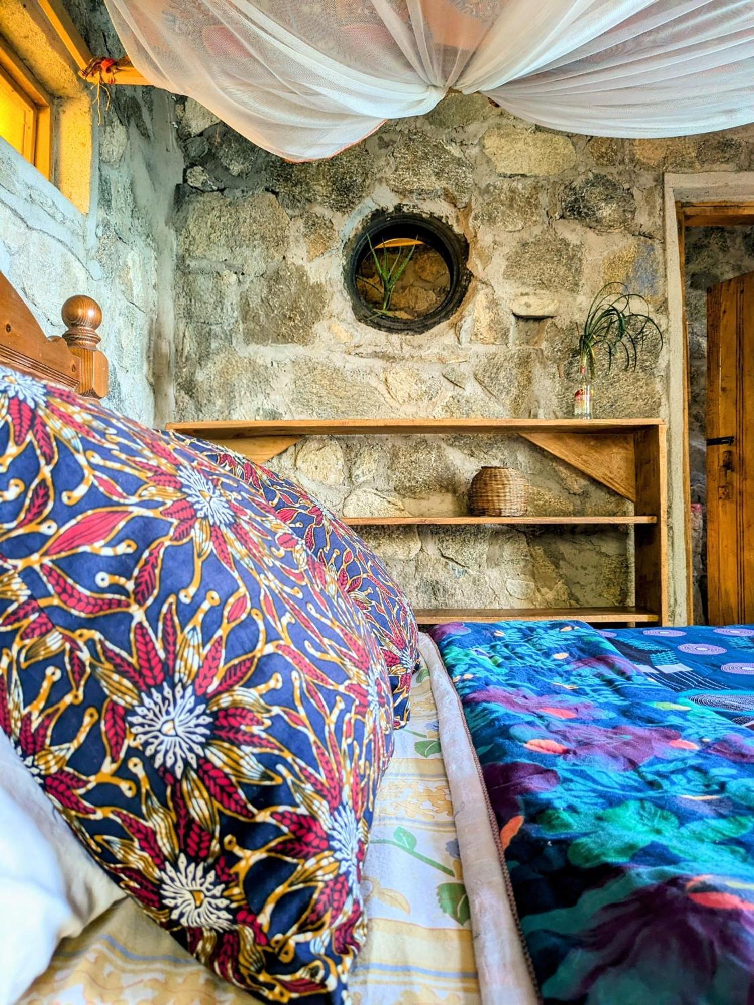 Butterfly Space- A Non-Profit Eco-Lodge Nkhata Bay Exteriör bild
