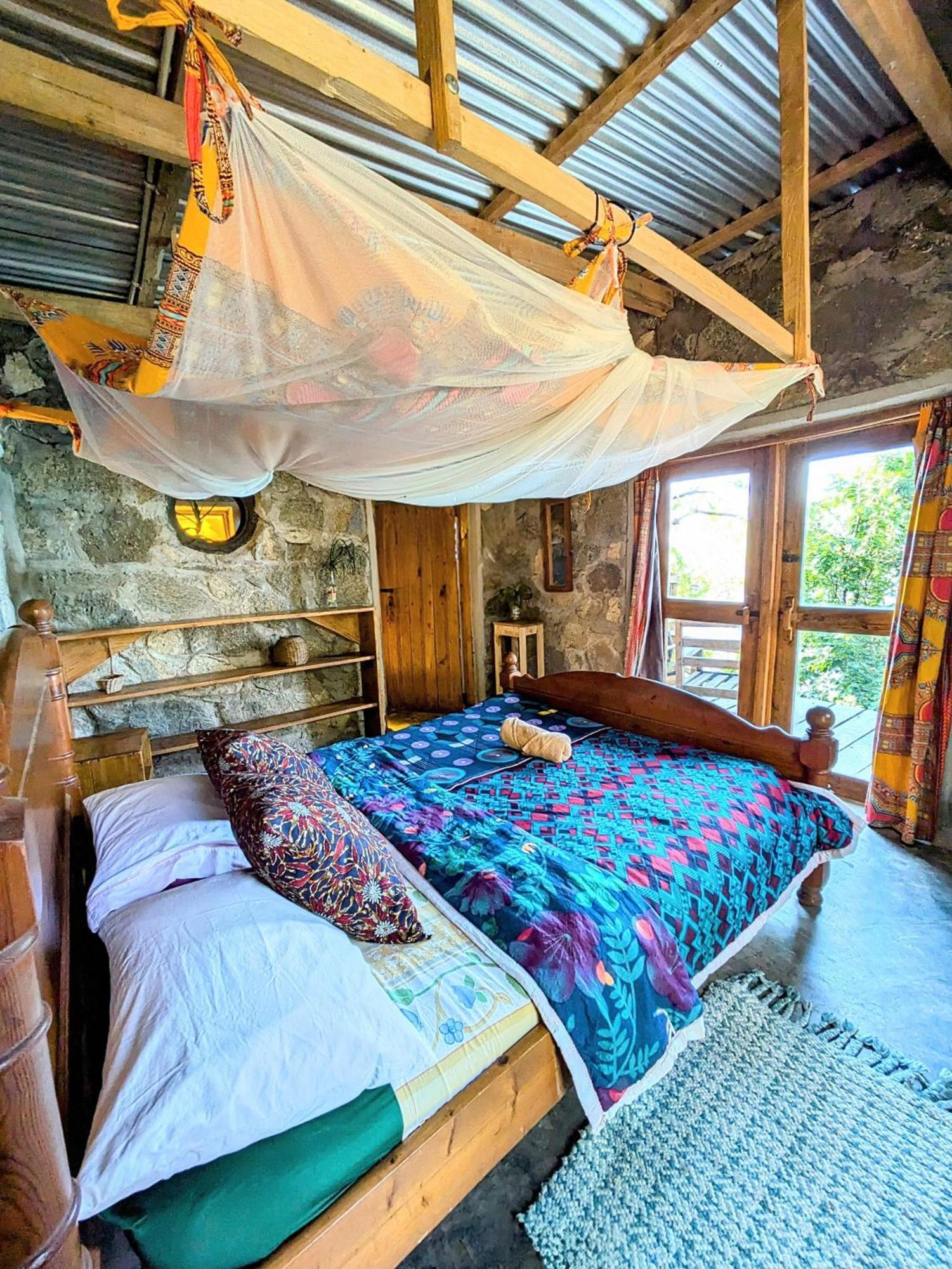 Butterfly Space- A Non-Profit Eco-Lodge Nkhata Bay Exteriör bild